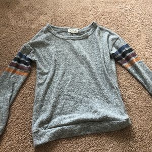 Women’s long sleep casual top